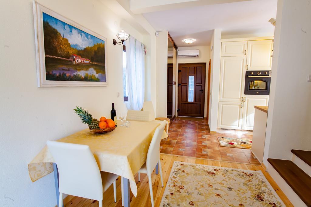 Paradise House Skadar Lake Karuc ภายนอก รูปภาพ