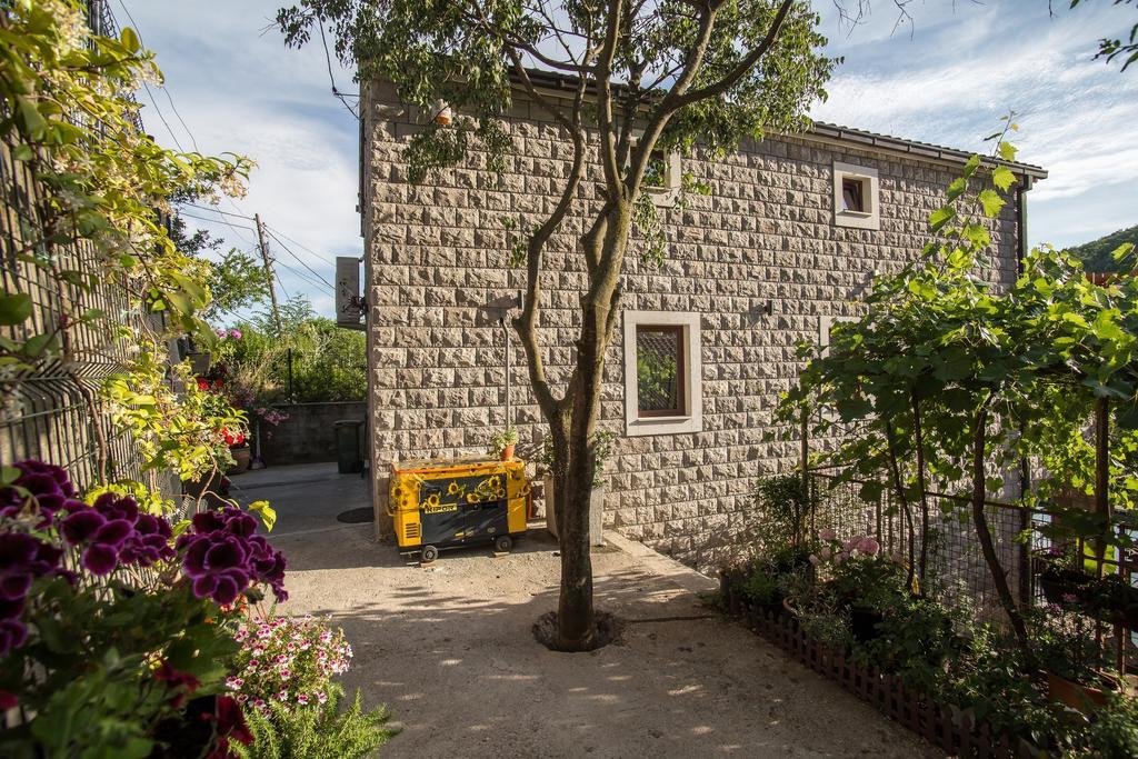 Paradise House Skadar Lake Karuc ภายนอก รูปภาพ